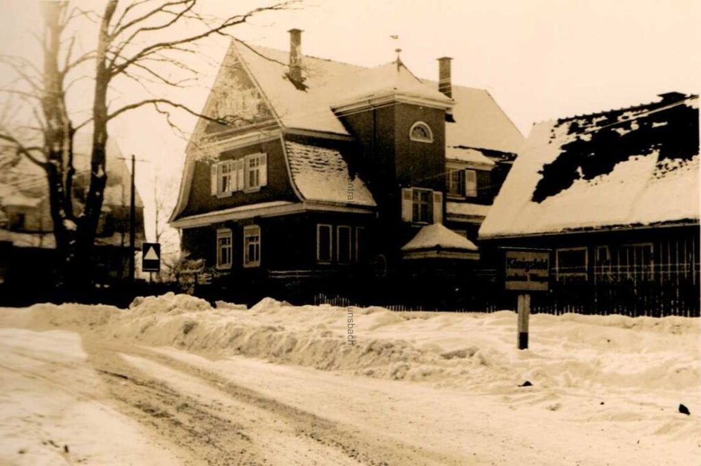 Maison à Königsfled en hiver
